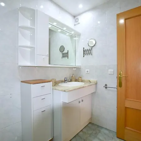 Apartamento En Playa De Samil Apartman *