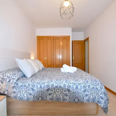 Apartamento En Playa De Samil